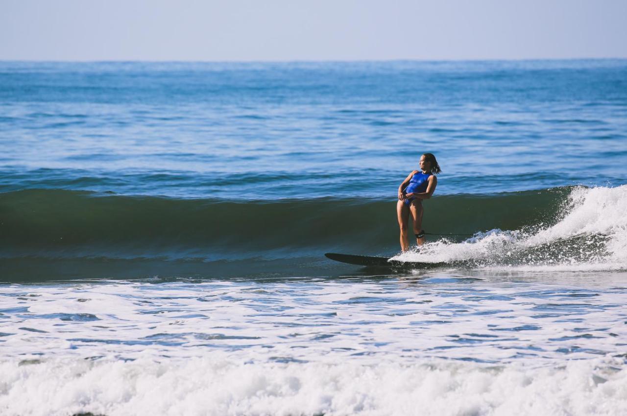 Отель Tapas & Surf Петакальтепе Экстерьер фото